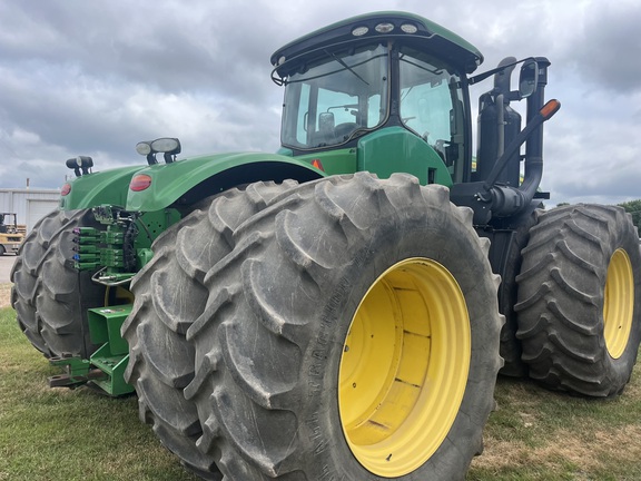 2014 John Deere 9460R Tractor 4WD