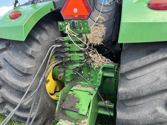 2019 John Deere 9520R Tractor 4WD