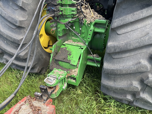 2019 John Deere 9520R Tractor 4WD