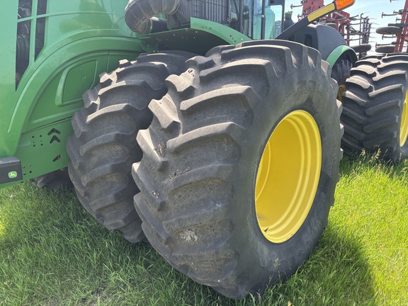 2019 John Deere 9520R Tractor 4WD