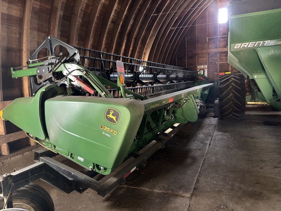 2017 John Deere 635FD Header Combine