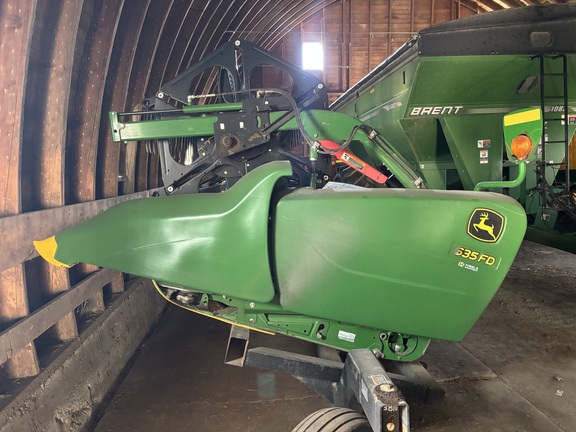2017 John Deere 635FD Header Combine
