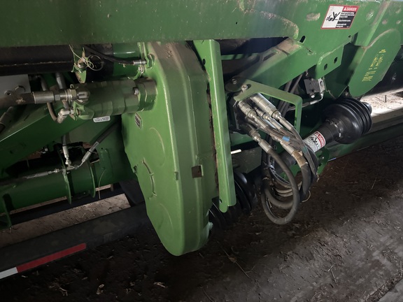 2017 John Deere 635FD Header Combine