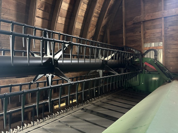 2017 John Deere 635FD Header Combine
