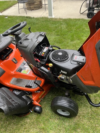 2014 Husqvarna YTH24V48 Garden Tractor