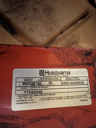 2014 Husqvarna YTH24V48 Garden Tractor