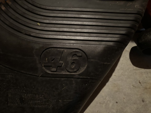 2018 Husqvarna YTH 22V46 Garden Tractor