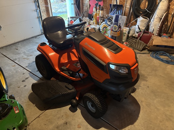 2018 Husqvarna YTH 22V46 Garden Tractor