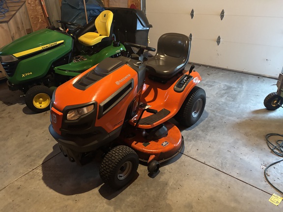 2018 Husqvarna YTH 22V46 Garden Tractor