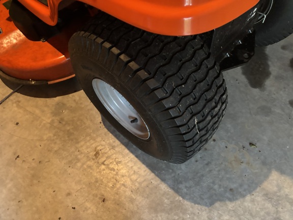 2018 Husqvarna YTH 22V46 Garden Tractor