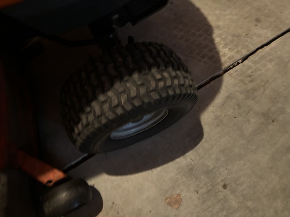 2018 Husqvarna YTH 22V46 Garden Tractor
