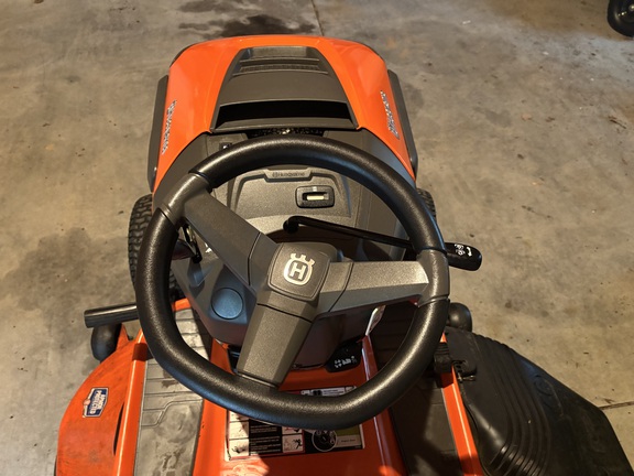 2018 Husqvarna YTH 22V46 Garden Tractor