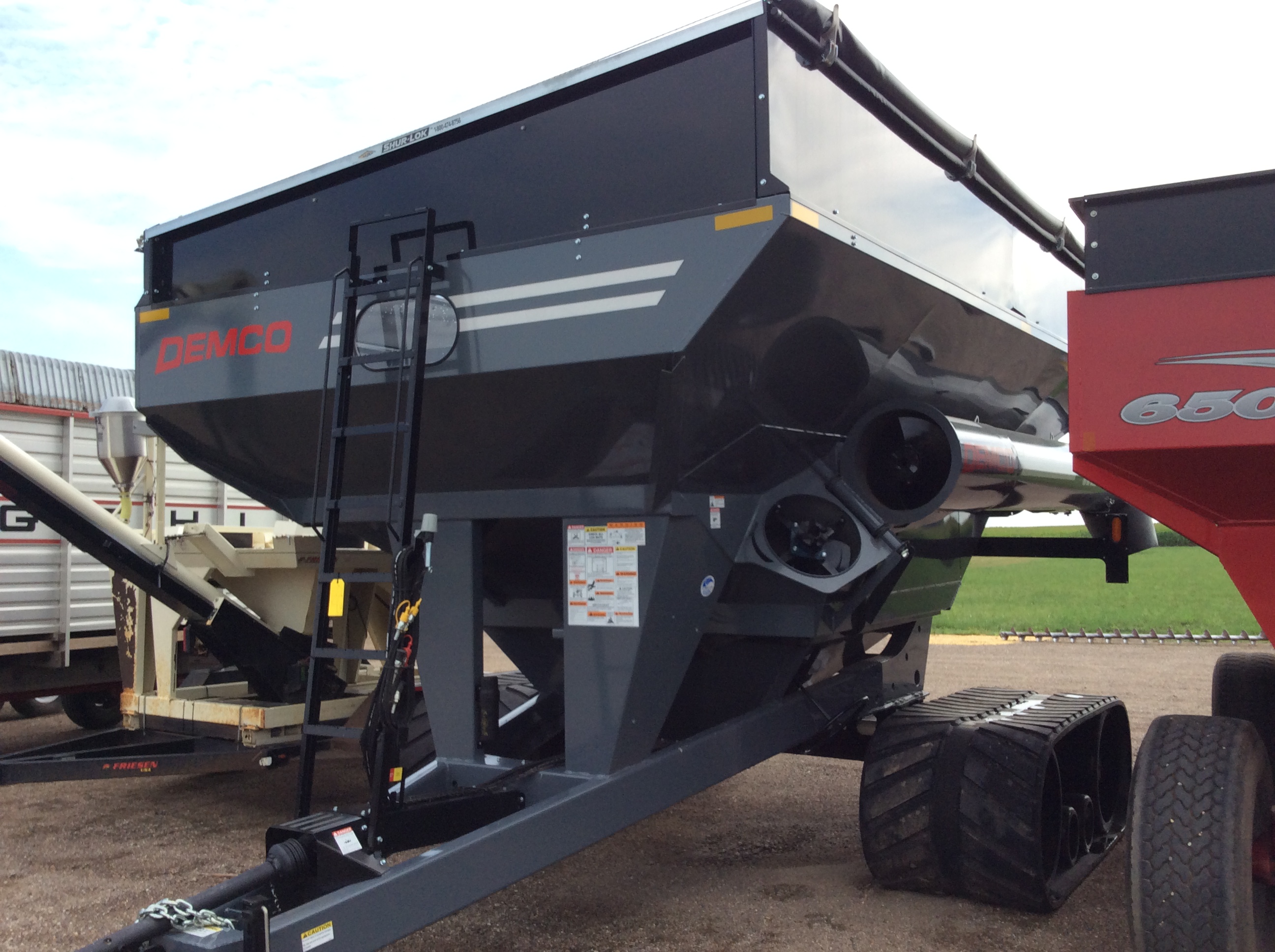 2022 Demco 1100--- Tracks with Tarp & Scale Grain Cart