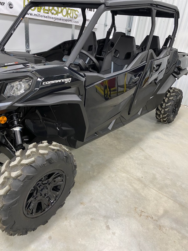 2023 Can-Am 2023 COMMANDER MAX XT 64" 1000R BLACK SKU # 6KPB Utility Vehicle