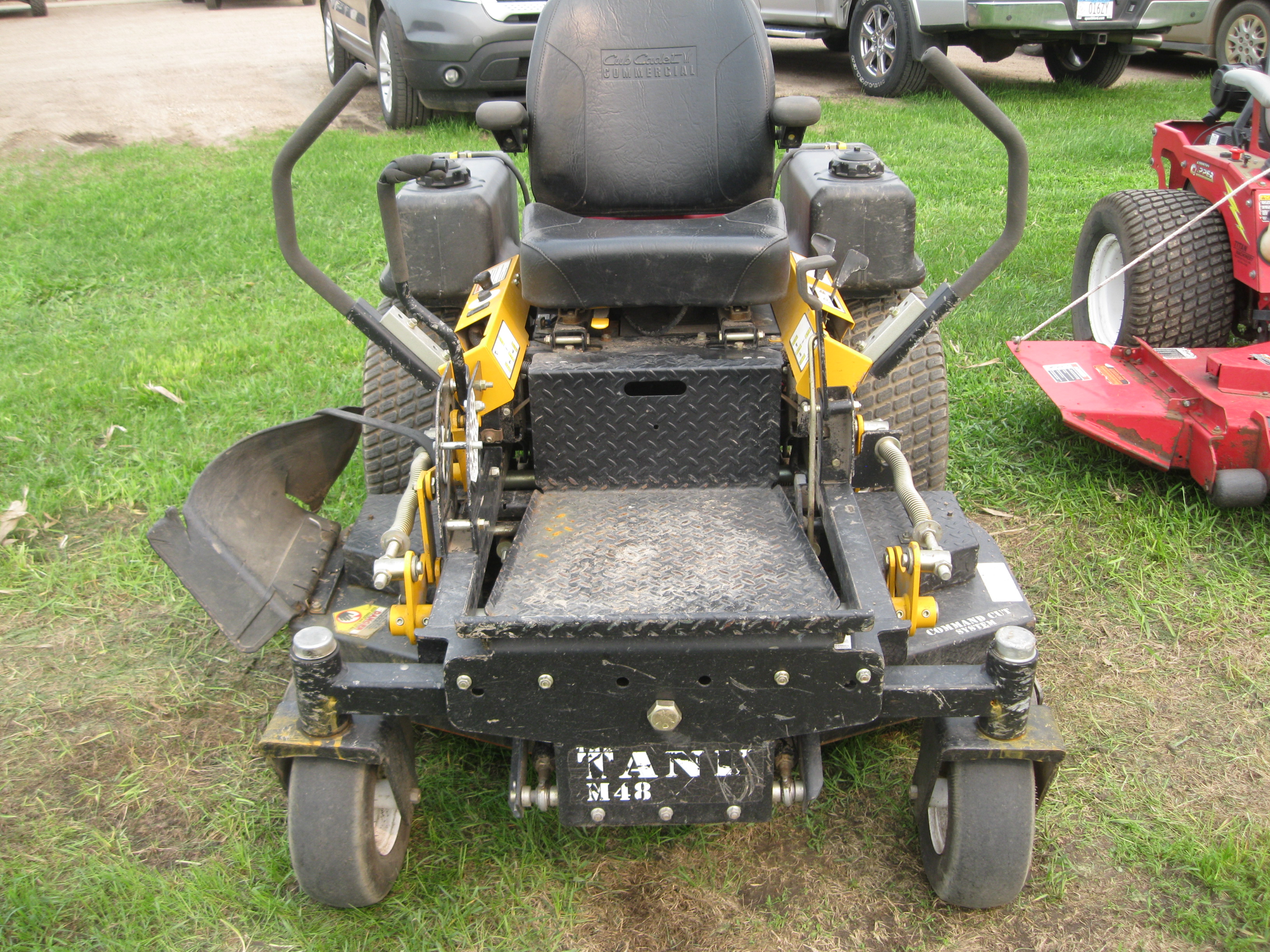 2004 Cub Cadet Tank 48 Mower/Zero Turn