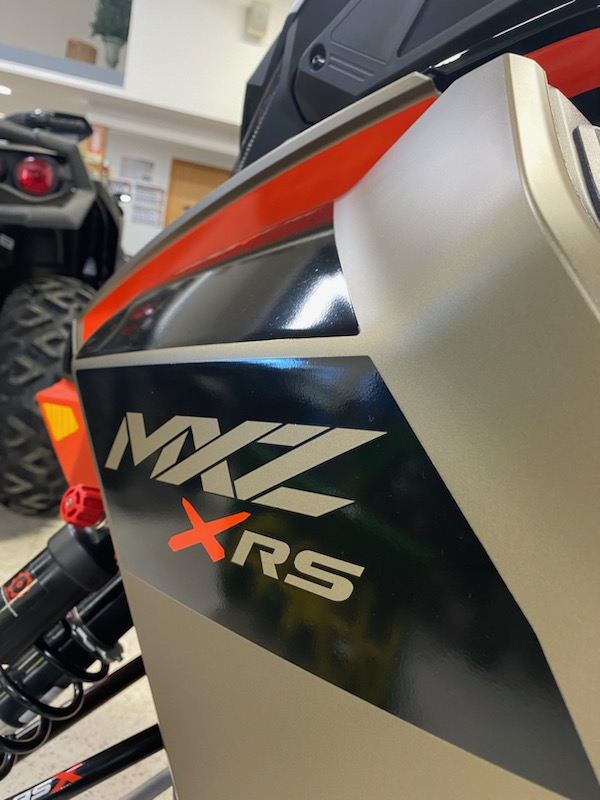 2021 Ski-Doo 2021 MXZ XRS 600R E.S. TITANIUM RED SKU # MZMC Snowmobile