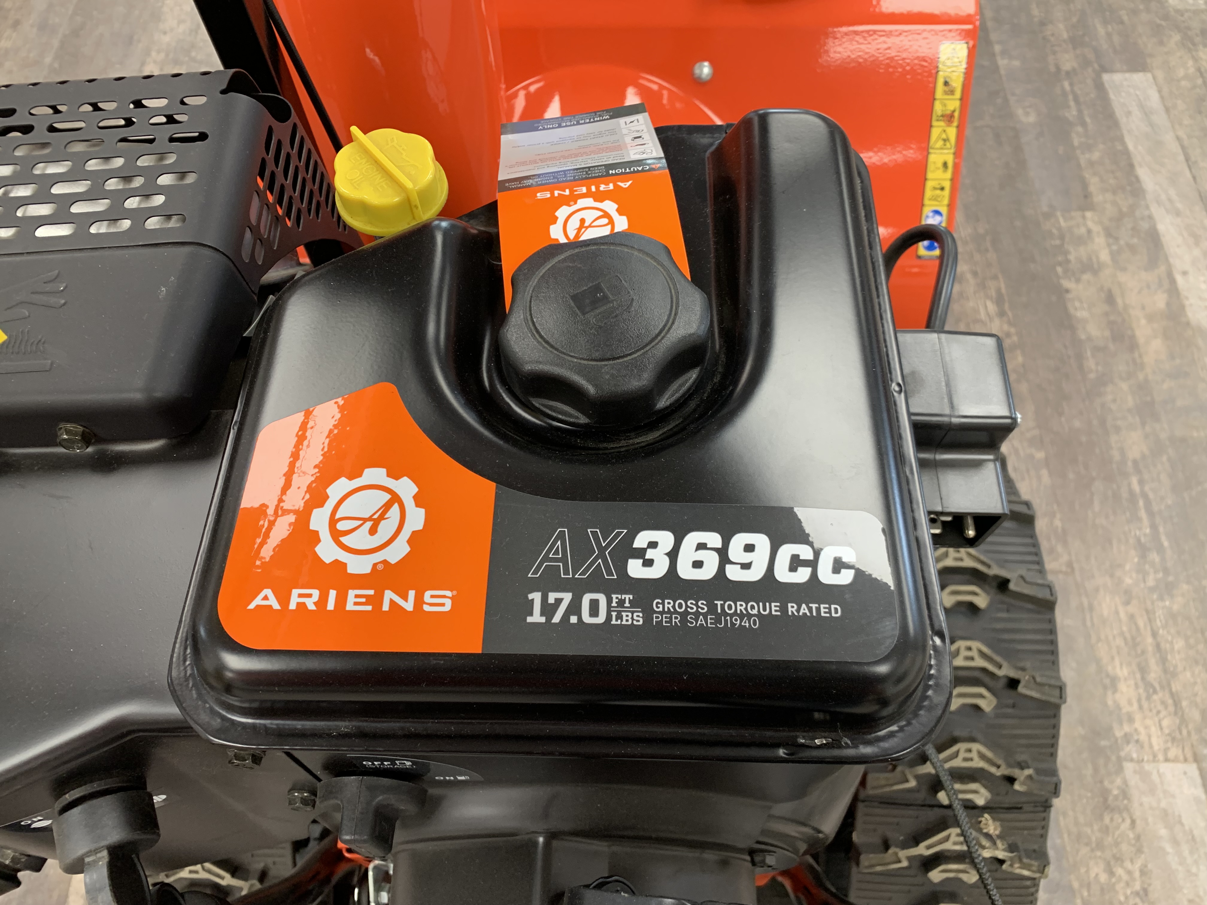 Ariens Platinum 28 Rapid Trak SHO Snow Blower Walk Behind