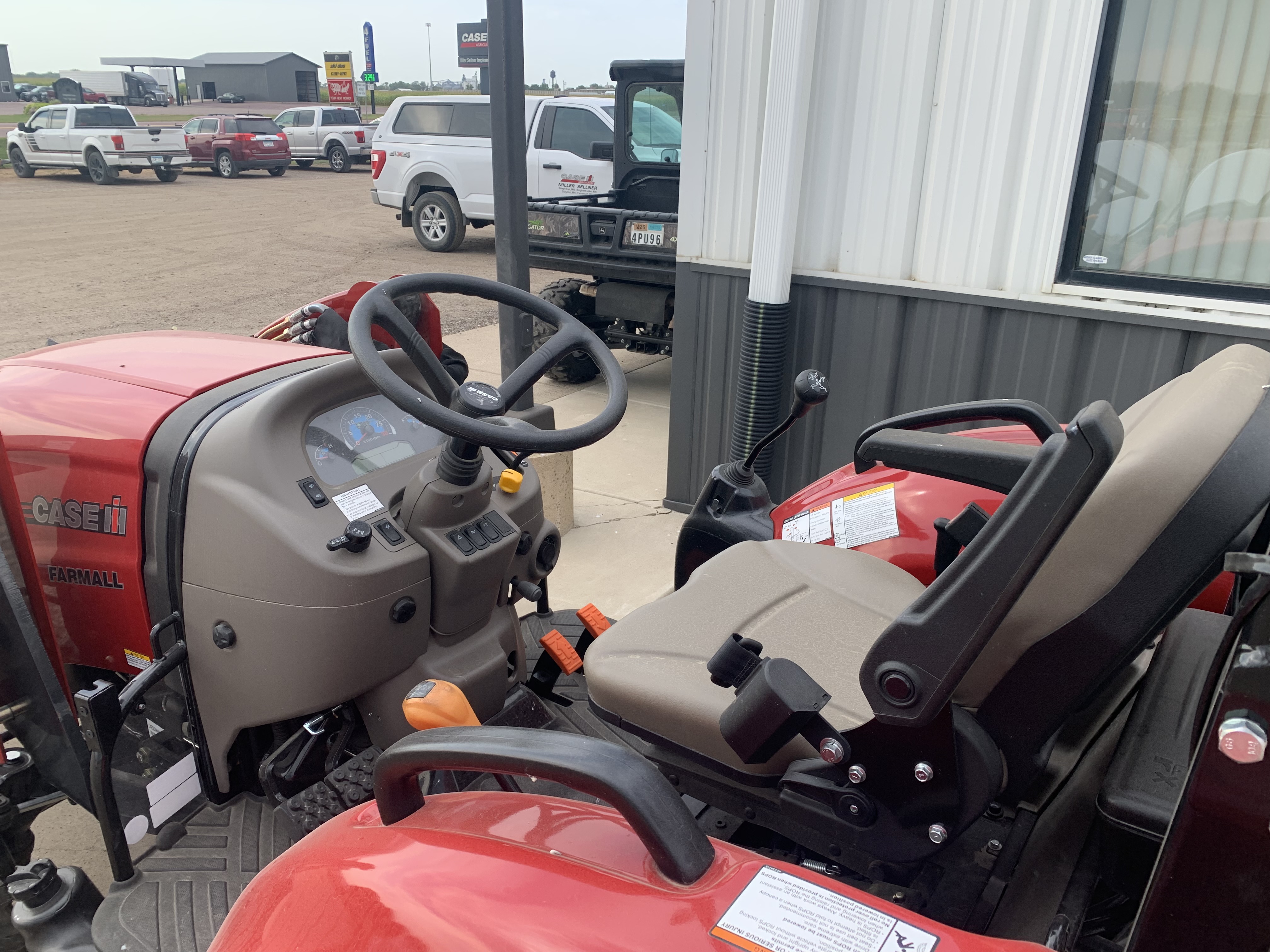 2024 Case IH FARMALL 35C SERIES II Tractor