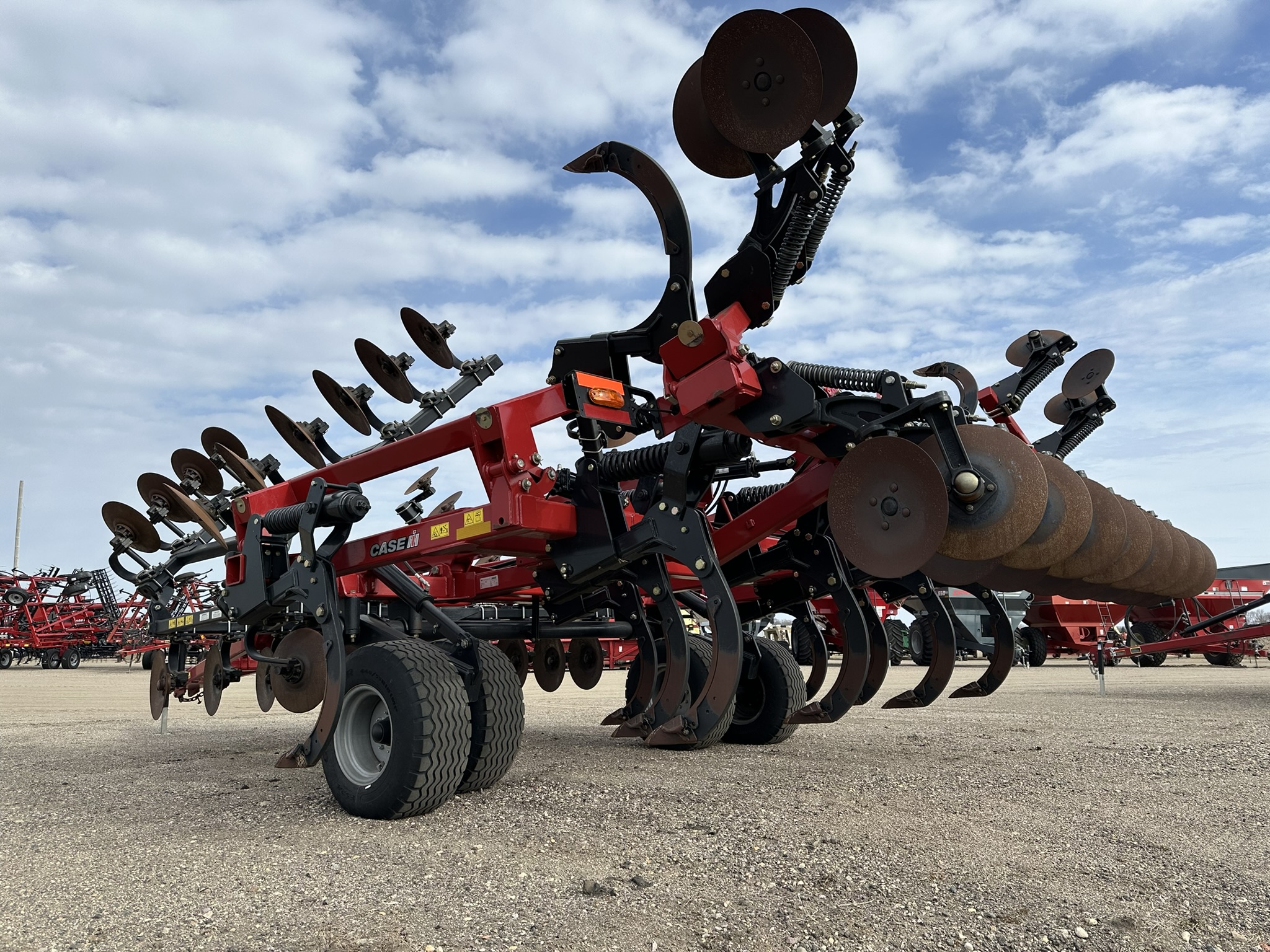 2022 Case IH 875-11S Deep Tillage