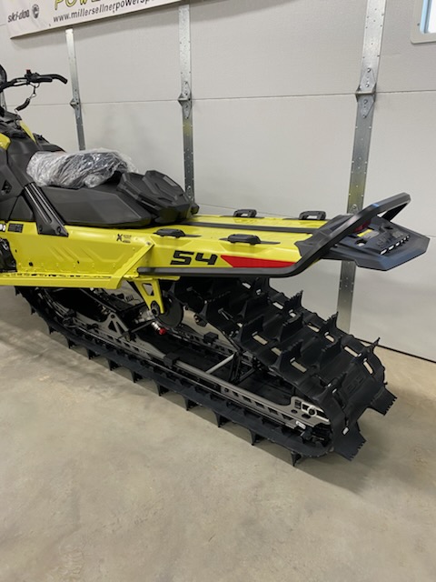 2025 Ski-Doo 2025 FREERIDE 850 SHOT YEL/BLK SKU # VCSE Snowmobile