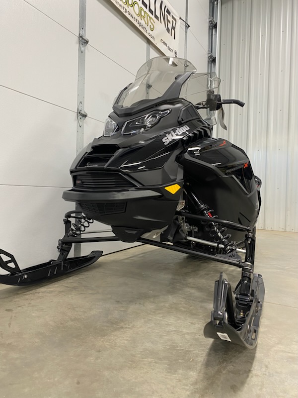 2025 Ski-Doo 2025 REN X 900 ACE TURBO R 137"ICE BLK SKU # BSSG Snowmobile