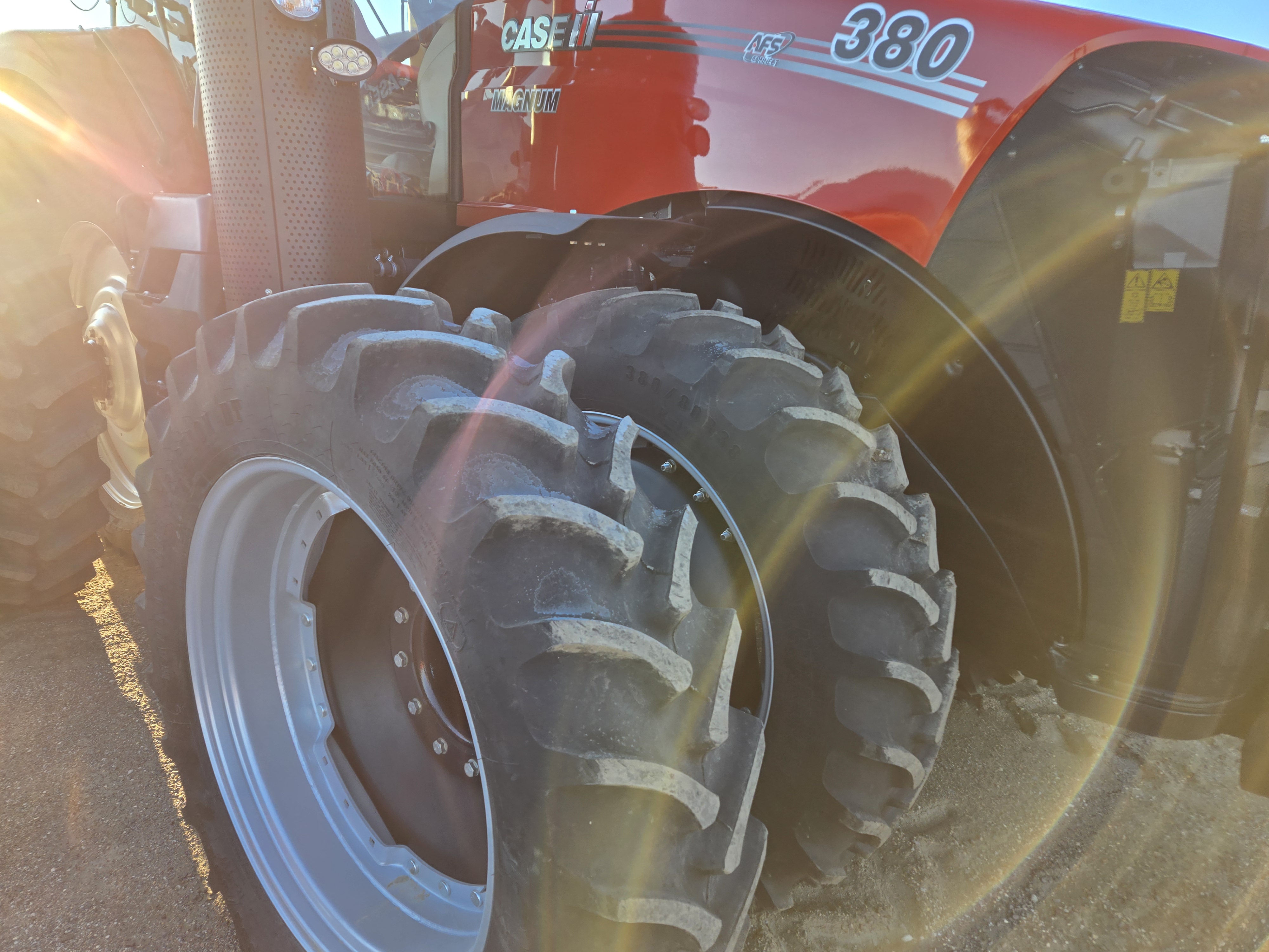 2024 Case IH MAGNUM 380 CVT AFS C. Tractor