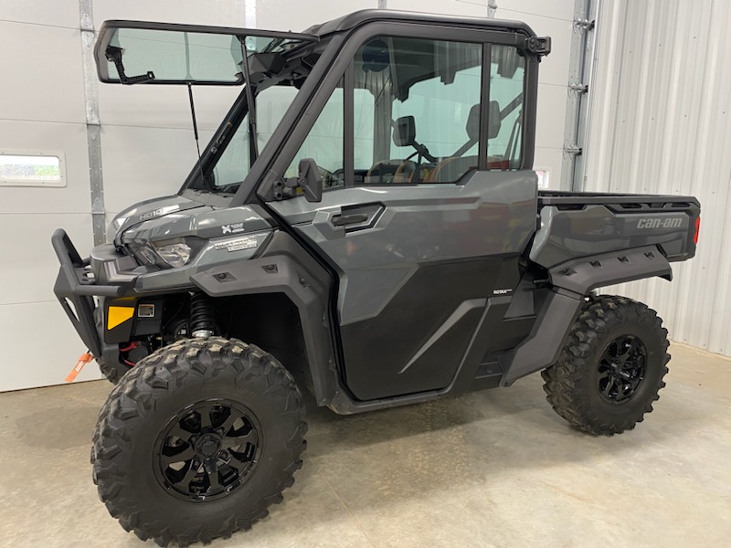 2023 Can-Am 2023 DEFENDER LTD CAB HD10 Gray SKU # 8JPD Utility Vehicle