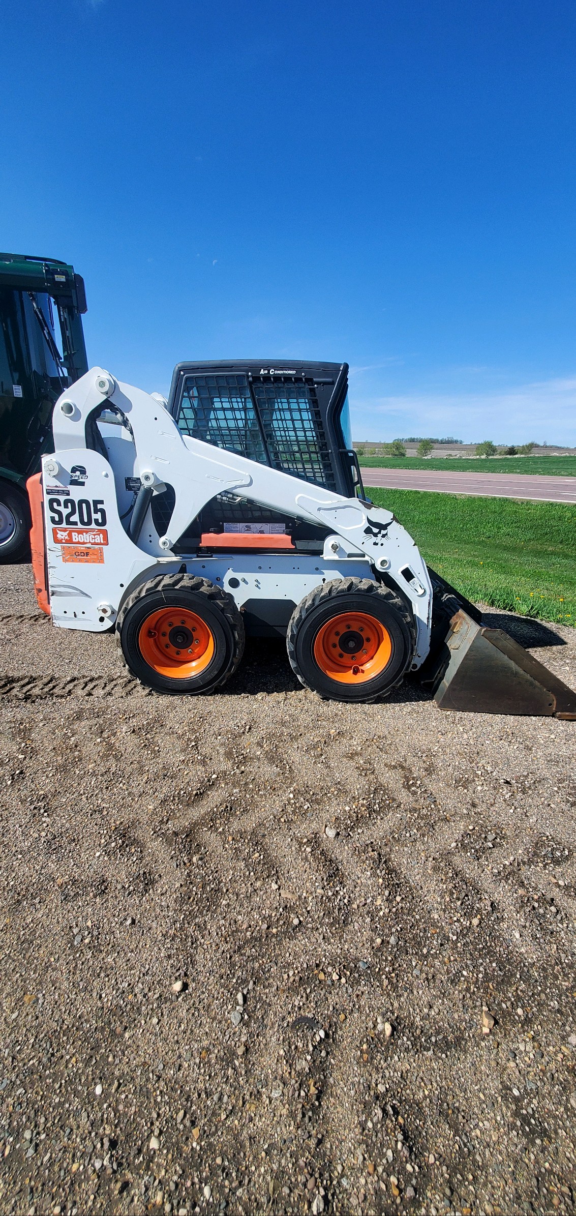 2011 Bobcat S205 Skid Steer Loader