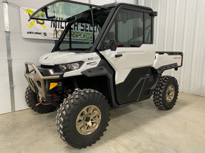 2024 Can-Am 2024 DEFENDER LTD CAB HD10 PEARL WHITE SKU # 8JRB Utility Vehicle