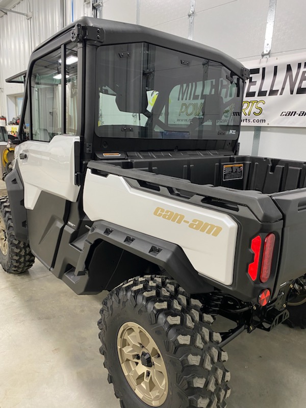 2024 Can-Am 2024 DEFENDER LTD CAB HD10 PEARL WHITE SKU # 8JRB Utility Vehicle