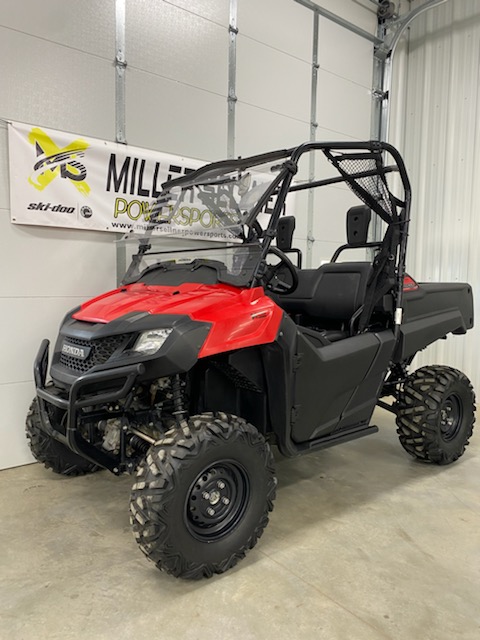 2016 Honda 2016 PIONEER 700 Red Utility Vehicle