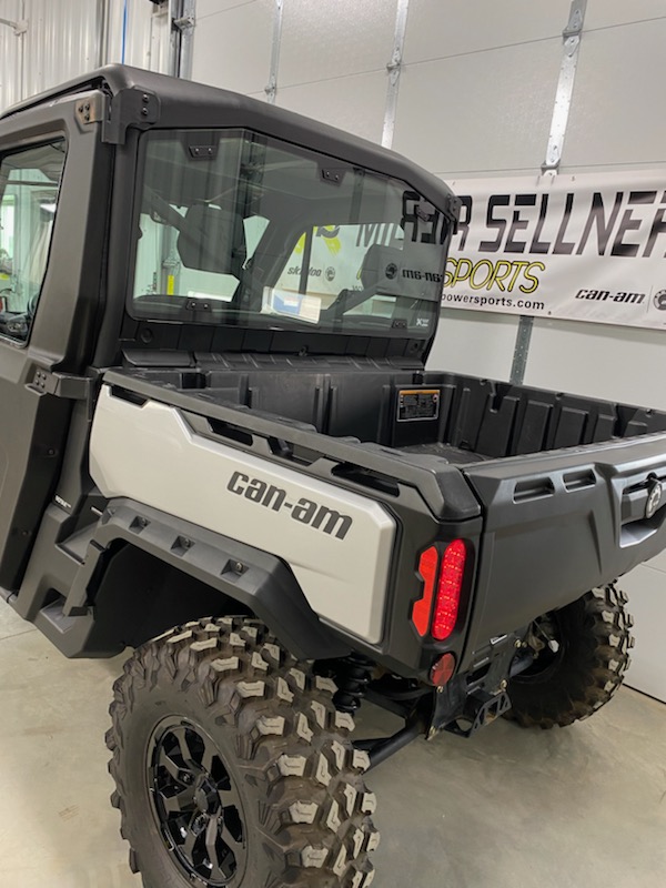 2020 Can-Am 2020 Defender Cab XT HD10 Silver Sku # 8DLC Utility Vehicle