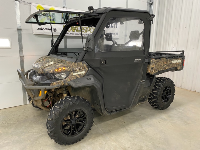 2017 Can-Am 2017 Defender XT HD8 CAMO W/Soft Doors Utility Vehicle