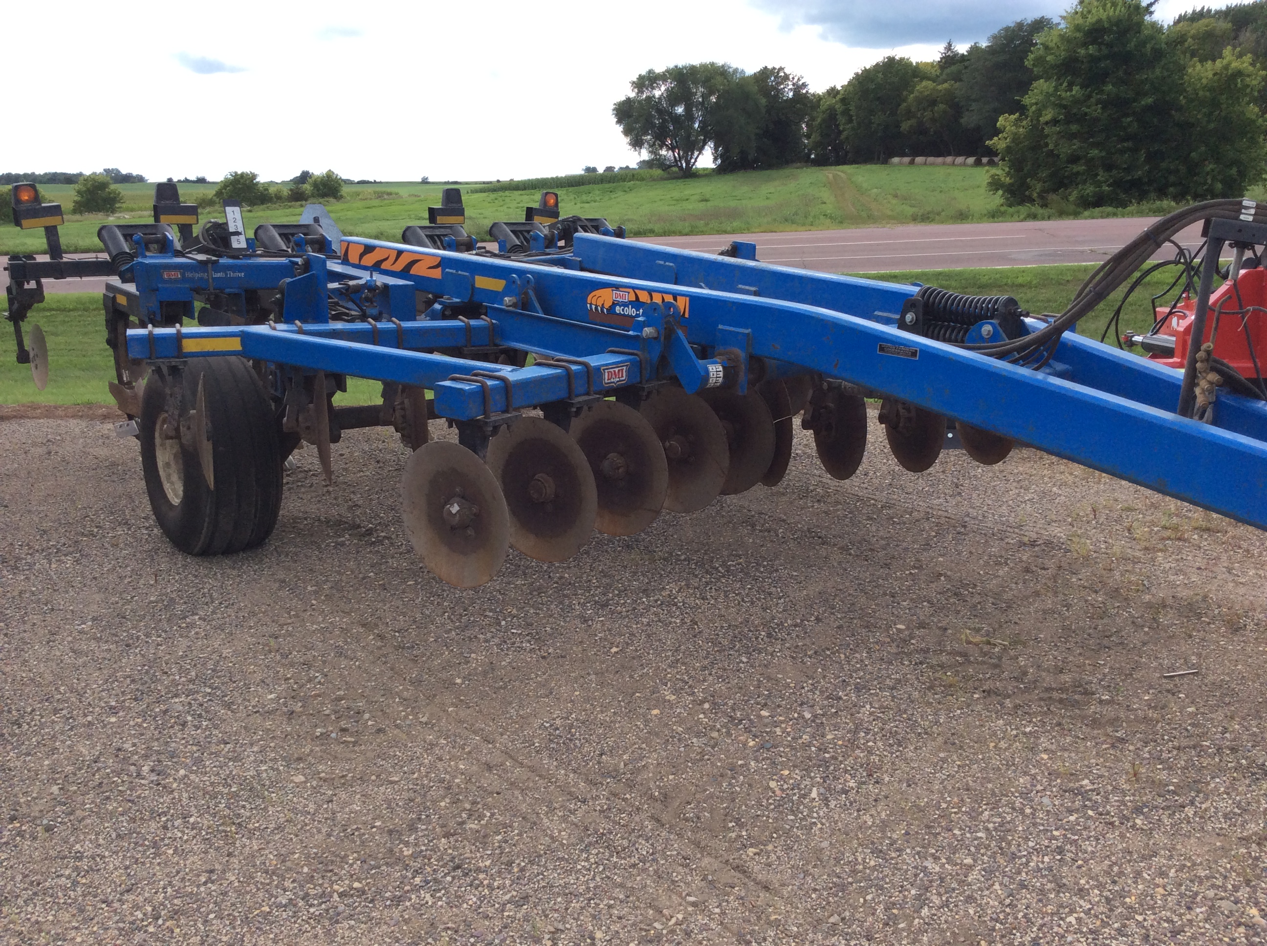 2001 DMI 530B Deep Tillage