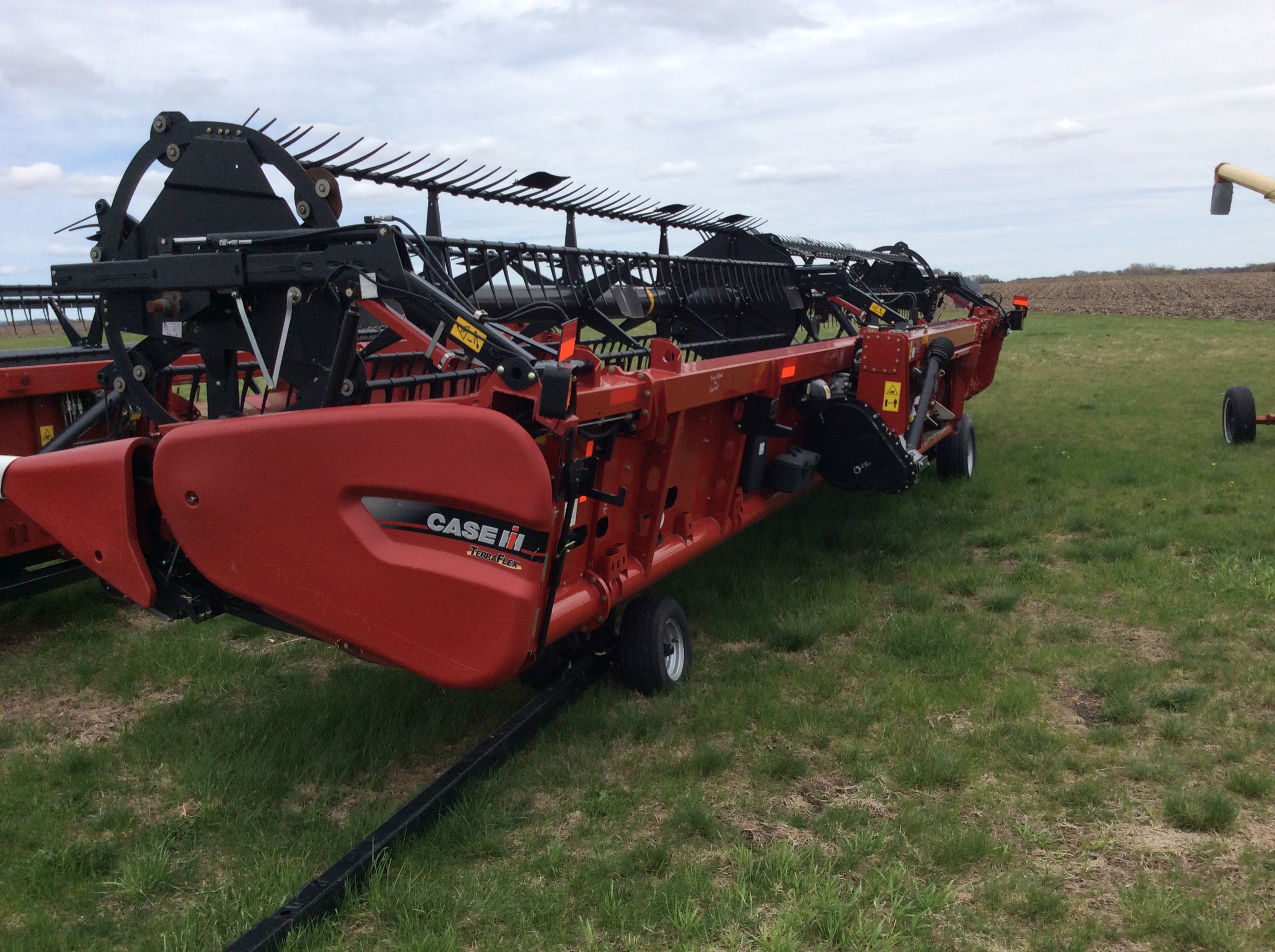 2020 Case IH 3162 40' w/transport Header Draper