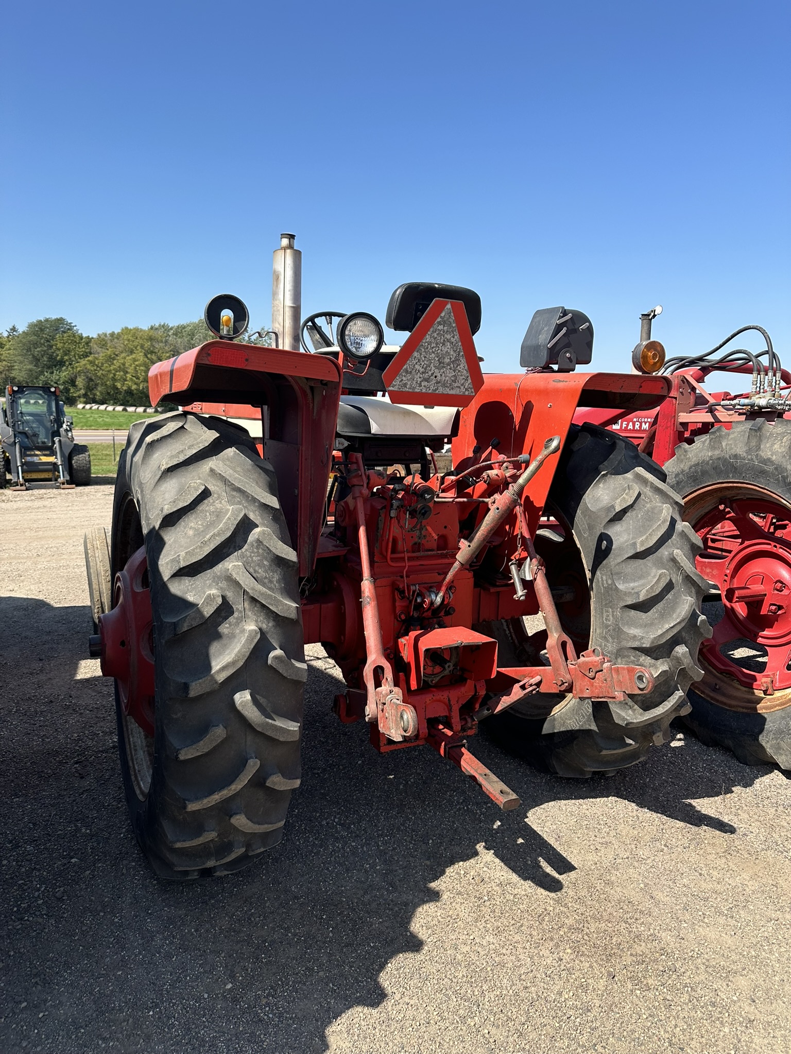 1973 International 666 Tractor