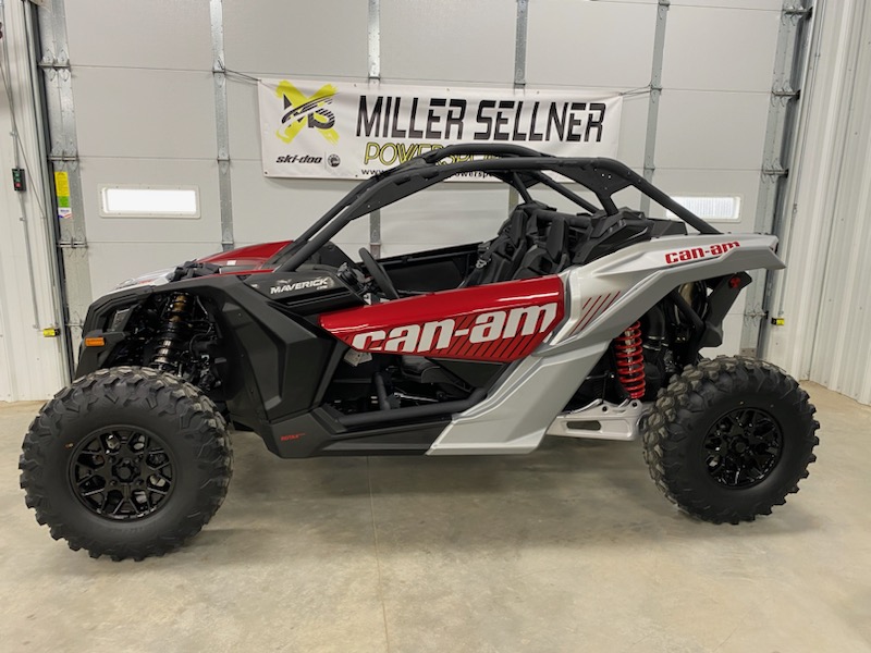 2025 Can-Am 2025 MAV X3 DS TURBO RR 900 64"RED/SILV SKU # 7XSD Utility Vehicle