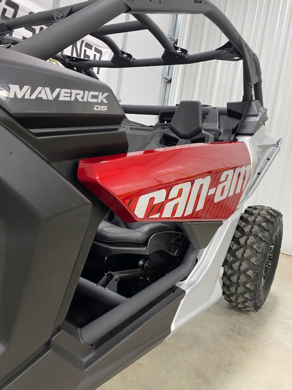 2025 Can-Am 2025 MAV X3 DS TURBO RR 900 64"RED/SILV SKU # 7XSD Utility Vehicle