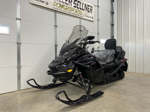 2025 Ski-Doo 2025 G.T. LE 900 ACE TURBO BLK SKU # ERSB Snowmobile