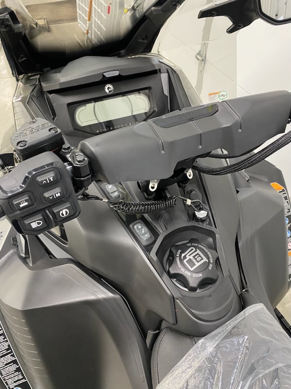 2025 Ski-Doo 2025 G.T. LE 900 ACE TURBO BLK SKU # ERSB Snowmobile