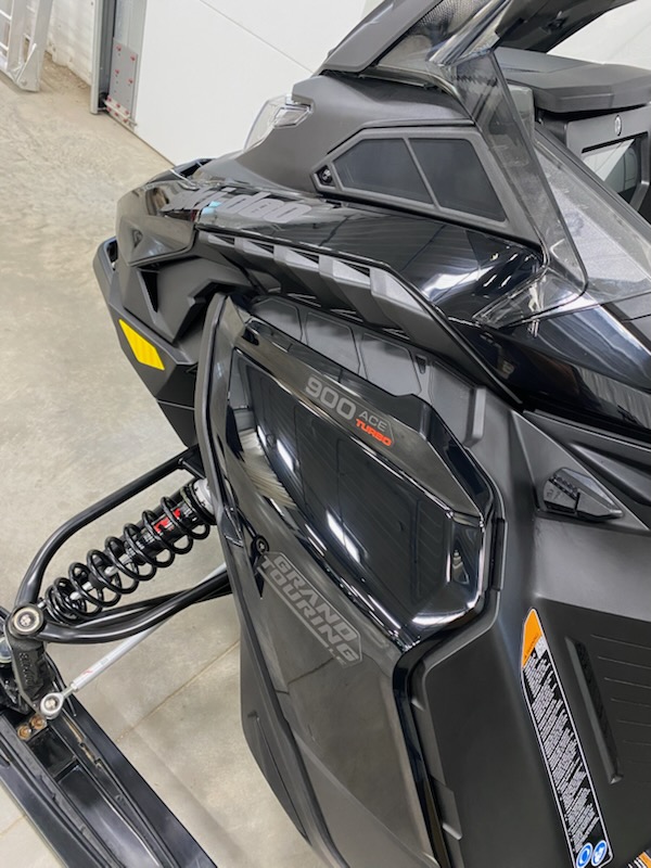 2025 Ski-Doo 2025 G.T. LE 900 ACE TURBO BLK SKU # ERSB Snowmobile