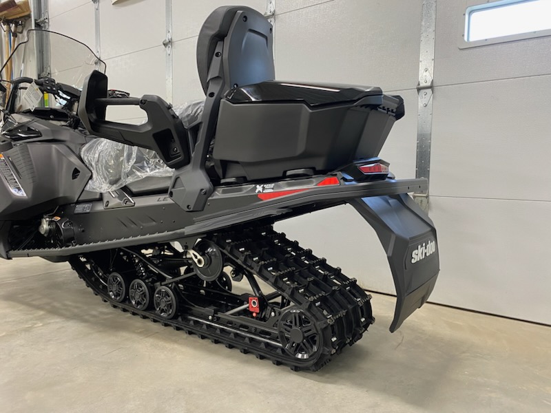 2025 Ski-Doo 2025 G.T. LE 900 ACE TURBO BLK SKU # ERSB Snowmobile