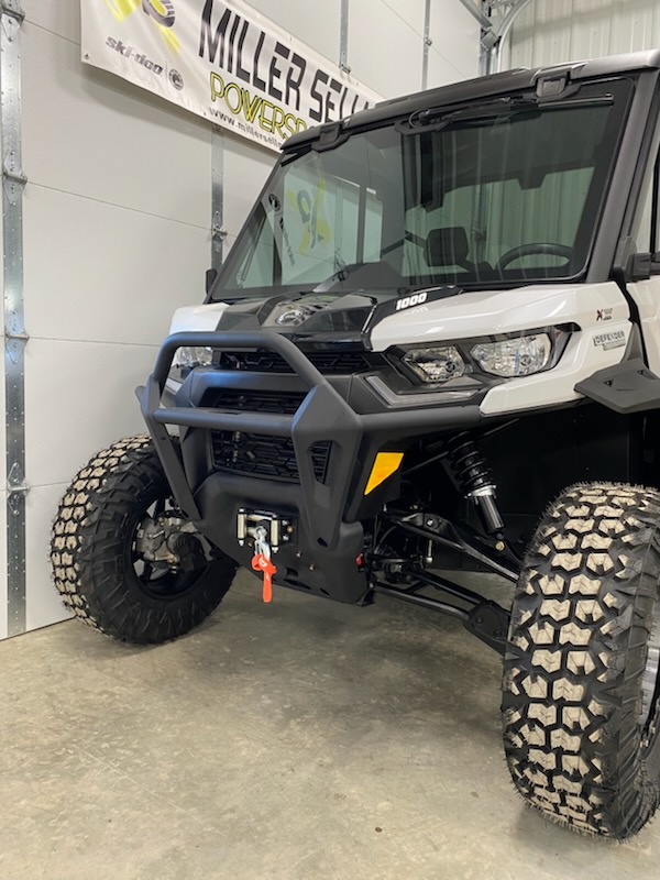 2025 Can-Am 2025 DEFENDER LTD CAB HD10 PEARL WHITE SKU # 8JSD Utility Vehicle