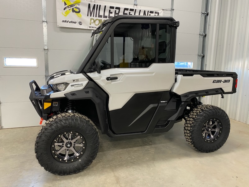 2025 Can-Am 2025 DEFENDER LTD CAB HD10 PEARL WHITE SKU # 8JSD Utility Vehicle