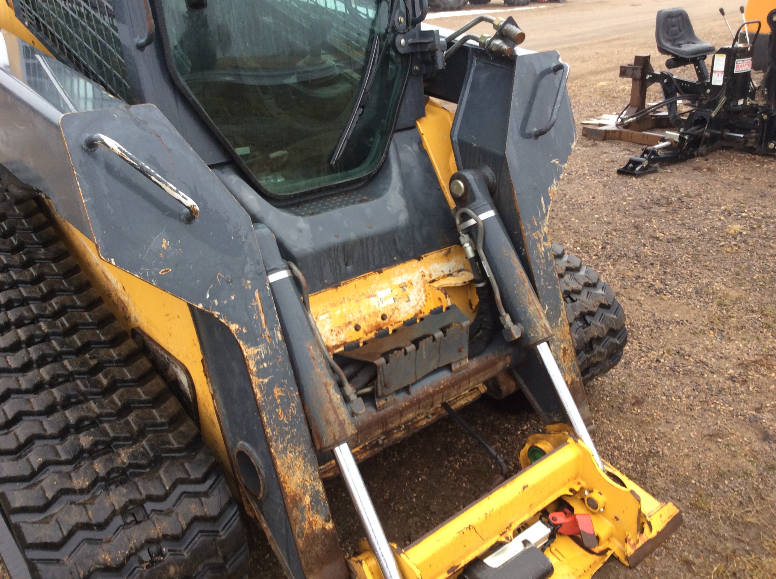 2011 John Deere 333D Compact Track Loader