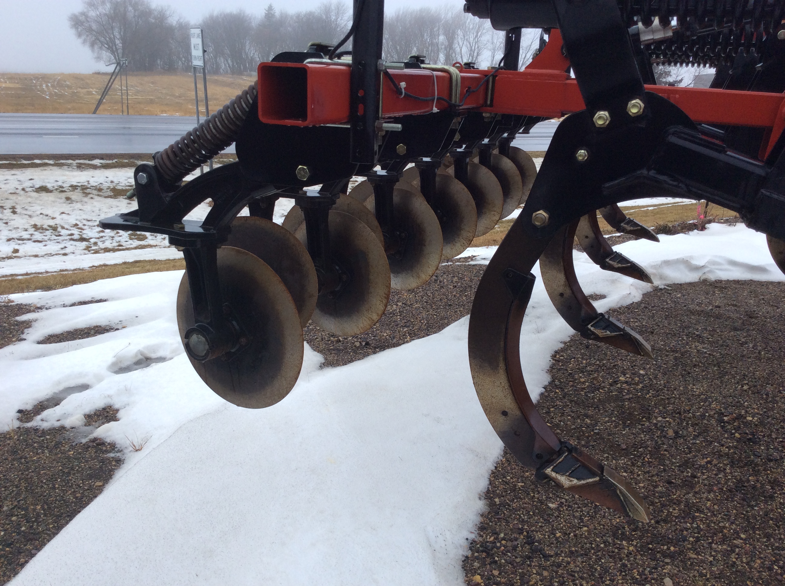 2014 Case IH ECOLO-TIGER 875:-Parabolic Shank-Spring Reset:-14 Deep Tillage