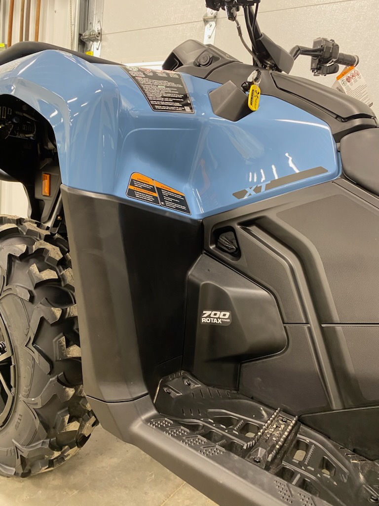 2025 Can-Am 2025 OUTLANDER MAX XT 700 BLUE SKU # 1YSB ATV