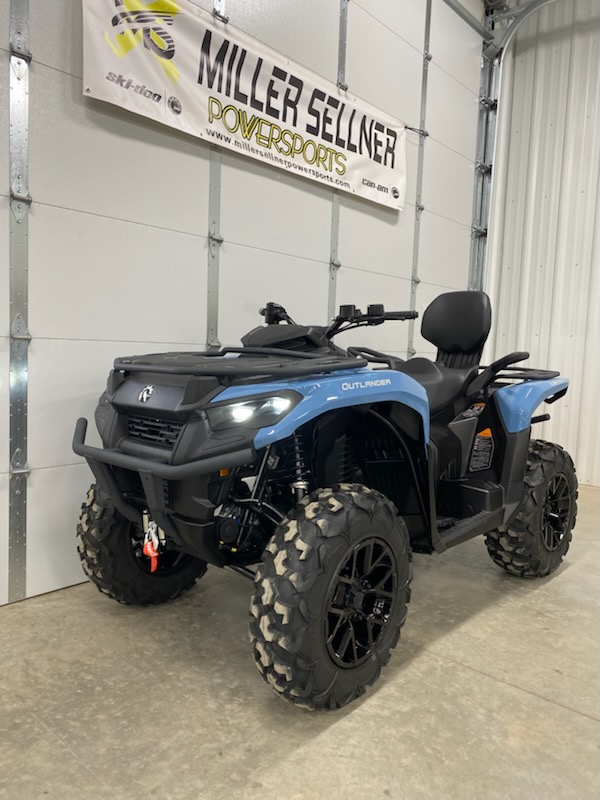 2025 Can-Am 2025 OUTLANDER MAX XT 700 BLUE SKU # 1YSB ATV