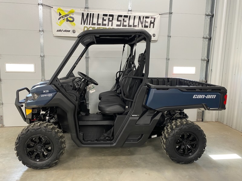 2025 Can-Am 2025 DEFENDER XT 62" HD7 NAVY SKU # 7ESB Utility Vehicle