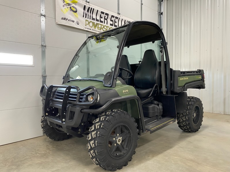2013 John Deere XUV 825I W/POWERSTEERING Utility Vehicle